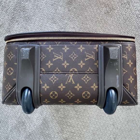 Louis Vuitton Monogram Pegase 60 Rolling Luggage - Picture 8 of 16